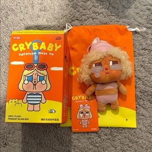 Pop Mart Crybaby Vacation Mode On - Full Sail
